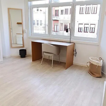 Living Coruna Ciudad De Cristal * آكورونيا