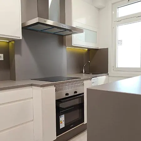 Living Coruna Ciudad De Cristal * آكورونيا